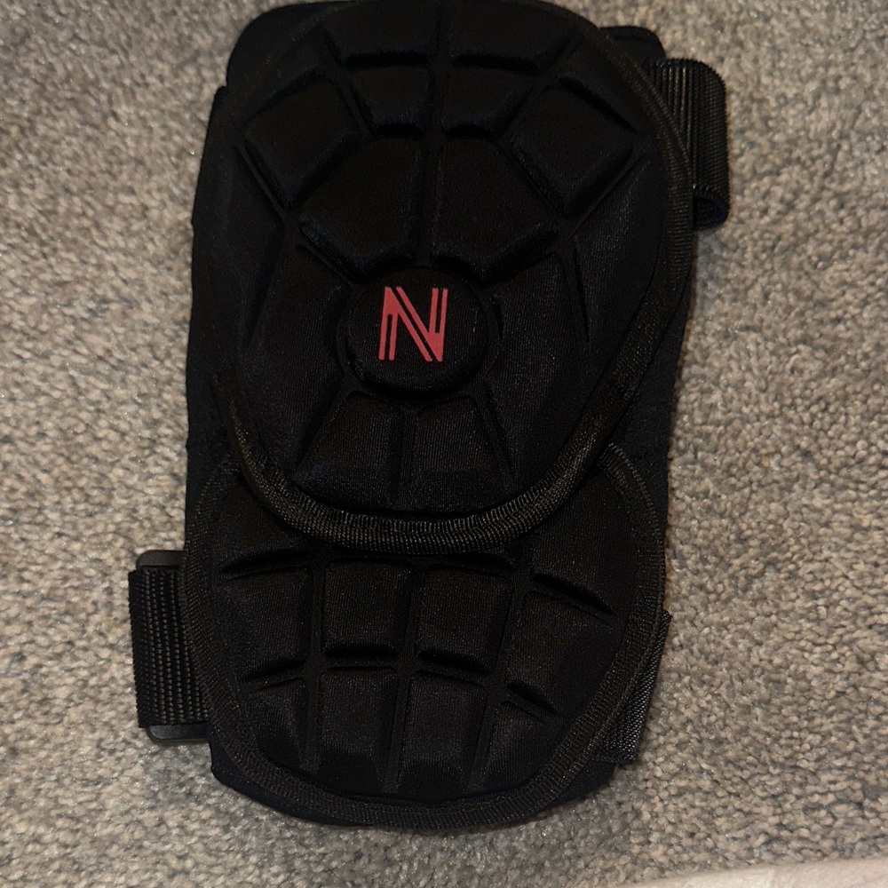 Softball/ baseball Black nuribase elbow guard